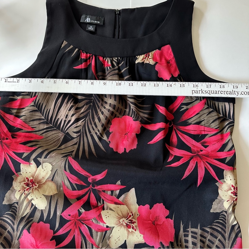 AB Studio Womens Sheath Dress Sz 14. EUC.Red and cream flowers on black. - Picture 7 of 7